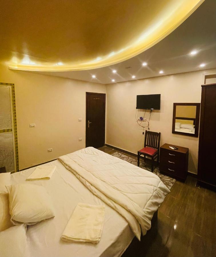 Anubis Pyramids Inn Каир Экстерьер фото